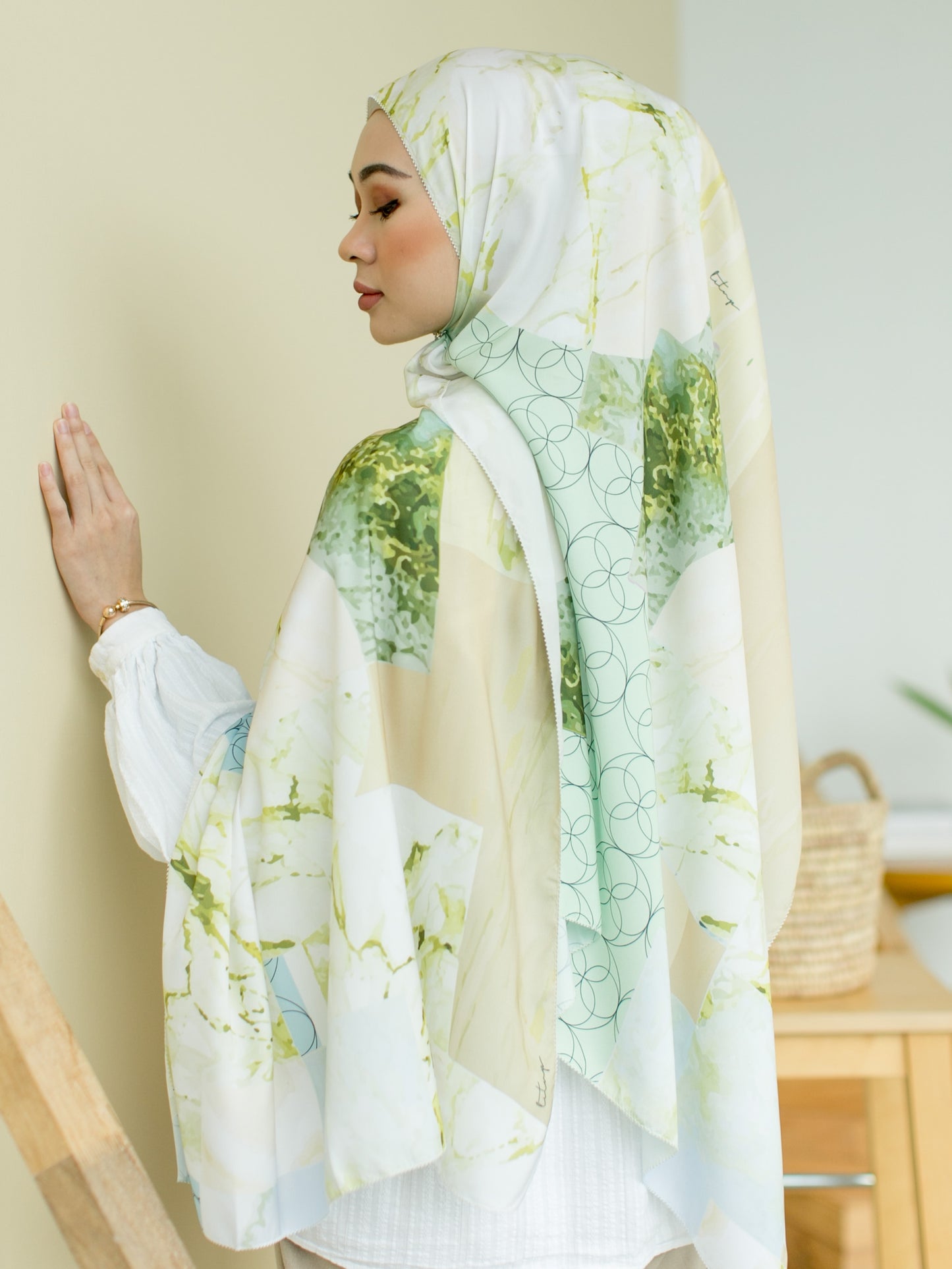 MARBLE in MAGICAL (LONG SHAWL)