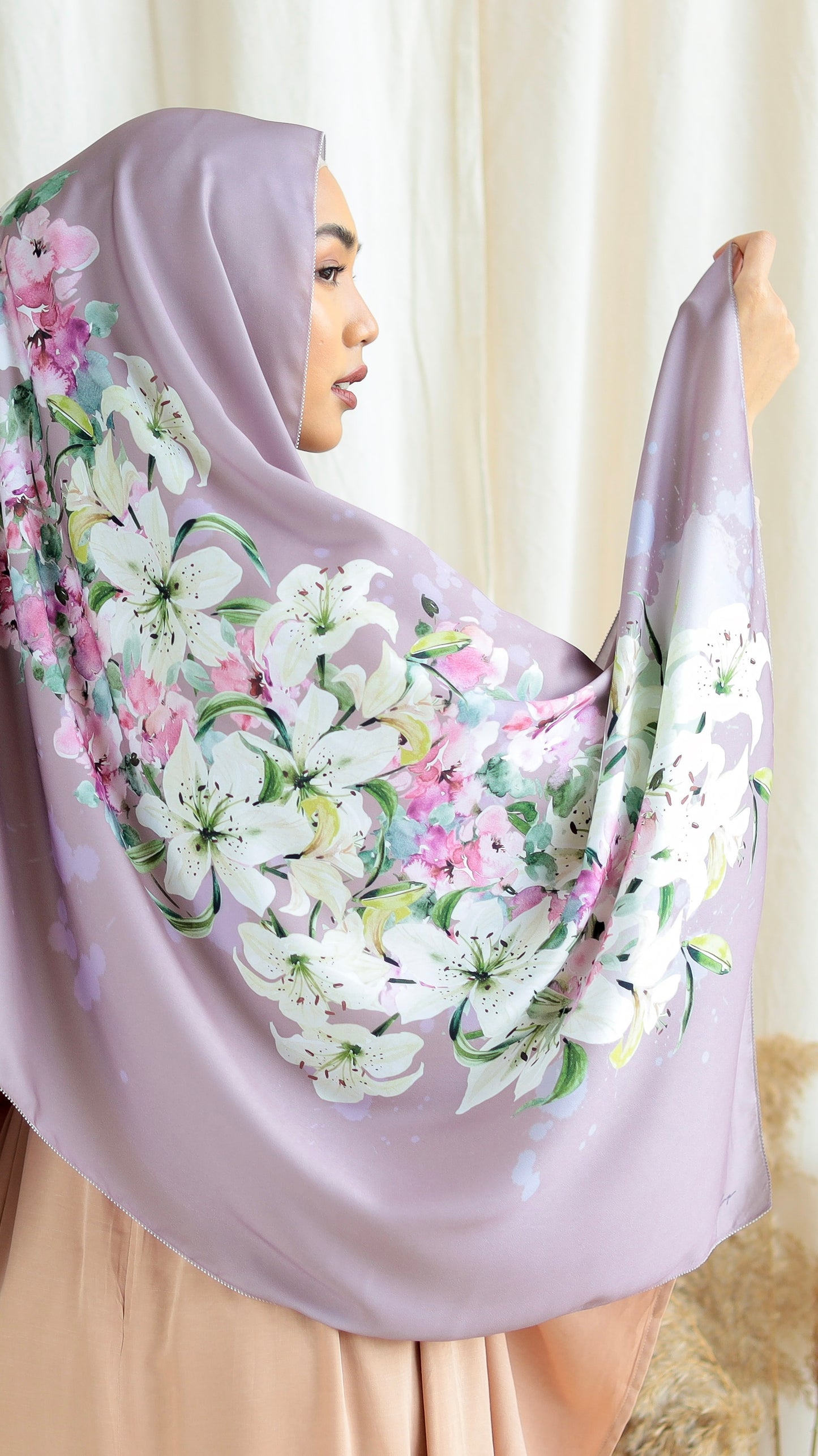 LILY in ROSE TAUPE